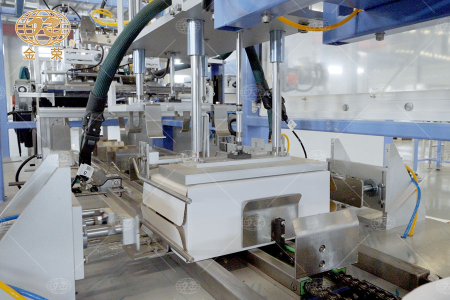 一片式紙箱成型裝箱機(jī)-2